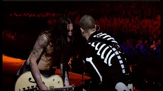 Red Hot Chili Peppers  Californication LIVE Slane Castle 2003 [upl. by Ttelrats]