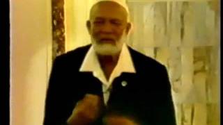 Christian Guests In Your Mosque  Sheikh Ahmed Deedat [upl. by Ahsatsana]