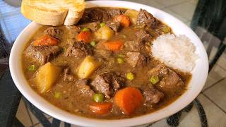 Homemade Stove top Beef stew  Made with seasoned beef potatoes carrots and peas [upl. by Baecher]