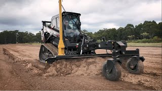 Why Tom from FTX chose the Cat® SMART Grader Blade Australia [upl. by Namwob]