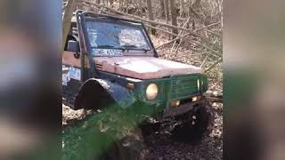 Suzuki Samurai swap BMW 18is 4link 416 [upl. by Mellicent]