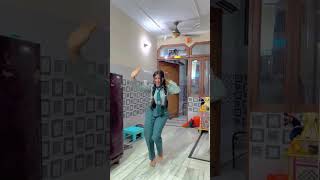 paani lene m gayi mene pehna kala suit dance haryanavigirl danceshorts subscribe [upl. by Innob]