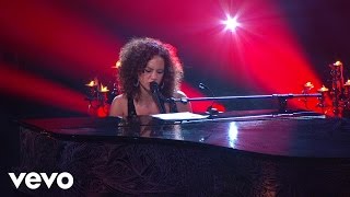 Alicia Keys  Fallin Piano amp I AOL Sessions 1 [upl. by Groos]