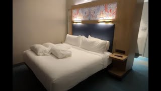 Aloft LaGuardia Airport  1 King Room [upl. by Ahlgren]