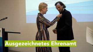 Ministerpräsidentin Schwesig würdigt 35 Ehrenamtliche [upl. by Turtle48]