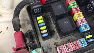 Troubleshooting A Chrysler 300 AC Problem [upl. by Anec]