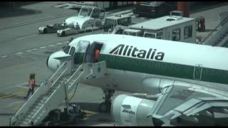 Aeroporto di Capodichino viaggio nella Torre di Controllo [upl. by Dubois]