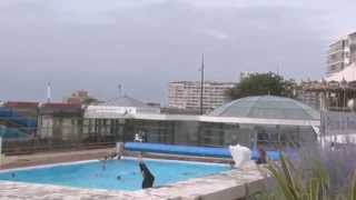 La piscine du Remblai  Les Sables DOlonnes  présentation [upl. by Elatia659]