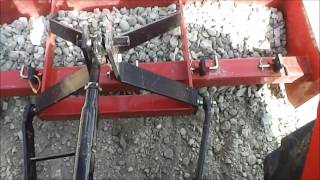 Box blade  Resurfacing your gravel driveway [upl. by Ekoorb]