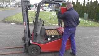 E4742  1500 kg used Cesav Blitz 315 3wheel electric forklift from 1998 [upl. by Opportina286]