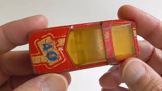 Diecast model car 0492 Matchbox nr40 1971 Vauxhall Guildsmann [upl. by Wie]