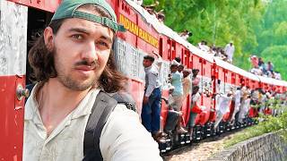 Ich teste alle Klassen in Indiens verrücktestem Nachtzug 30h [upl. by Atteuqahc]