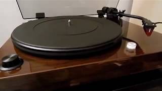 New listening turntable Fluance RT83 [upl. by Lolly473]