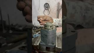 CharLynn Hydraulic motor repair repairing shortvideo [upl. by Htaras]