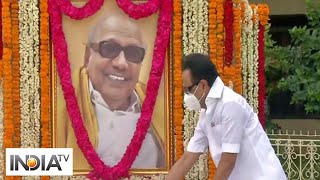 DMK chief Stalin pays floral tribute to M Karunanidhi on his birth anniversary [upl. by Hulton]