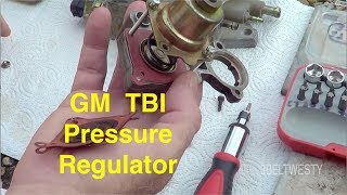 GM TBI pressure regulator Rochester 300 and injector install [upl. by Hally]