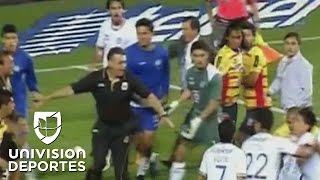 Morelia vs Cruz Azul vivieron una de las más aterradoras peleas del fútbol mexicano [upl. by Ellerrad]