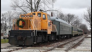 Coopersville amp Marne Railway Santa Train with locomotive 7209 Coopersville Mi 121023 [upl. by Enutrof]