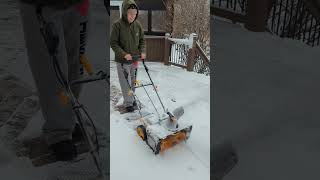 Houselife DeWalt Battery Powered Snow Blower [upl. by Oretos]