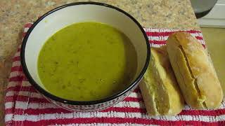 PeaBroccoli and Basil Pesto  Souper Good  Baxters Soup  £149p  Aldi Food Review [upl. by Hras]