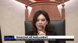 TENSIONE NË PARLAMENT Malaj mban fjalën deputetët e PD rrethojnë foltoren [upl. by Granny]