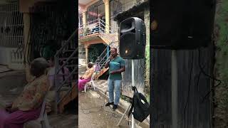 Cantando bajo fuerte lluvia ☔️ y vientos culto milagrosa cristianos milagroso [upl. by Grizel]