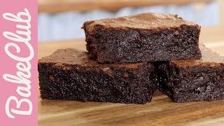 Fudgy Brownies Super saftig  BakeClub [upl. by Pacien]