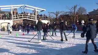 IJshockey op Schaatsbaan Museumplein [upl. by Grogan315]