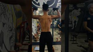 let pull down Back workout trending viralvideo shorts reels viralshorts fitness [upl. by Harbison]