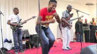 ALICK MACHESO  quotMADHUWEquot LONDON LIVE 021112 [upl. by Orpheus]