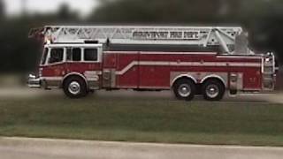 Fire Apparatus Responding to Walmart [upl. by Kleiman]