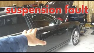 jaguar xj8 suspension fault [upl. by Tillion]