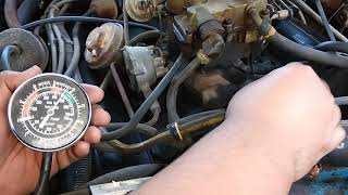 Carburetor idle screws adjustment [upl. by Schlenger]