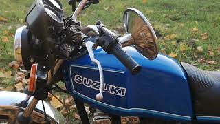 1983 Suzuki GSX250 Warm startup and walkaround [upl. by Rossuck]