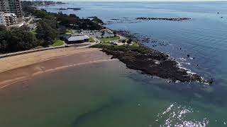 🇦🇺dji Mini4 A close call 🐦 🦅at 238 min Suttons Beach 0824 [upl. by Peednas855]