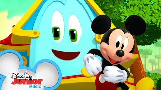 Stretch Break  Mickey Mouse Funhouse  disneyjr [upl. by Lorri]