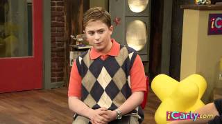 iCarly Presents Poems by Nevel My Pescetarian Princess [upl. by Sussna]