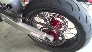 CRF 450X supermoto Wheels Install Tips [upl. by Aisital173]