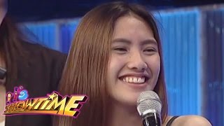 Its Showtime Pastillas girls first impression to Evan [upl. by Amirak]