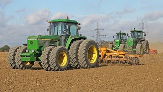 Classic 1991 John Deere 4055  Lely Centerliner Supabowl 24  Spreading fertiliser  From Project 55 [upl. by Assilak]