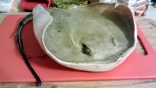 How to prepare stingray and how to cook stingray [upl. by Earb482]