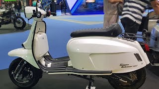 Scomadi TT125i scooter [upl. by Esmond933]