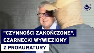 Ryszard Czarnecki wyprowadzony w prokuratury Zatrzymanie nazwał quotpolitycznym teatremquot TVN24 [upl. by Obola875]