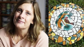 HOW TO MOSAIC A STEPPING STONE  Pique Assiette Jungalow Boho Vibe using Direct  Indirect Methods [upl. by Pressey263]