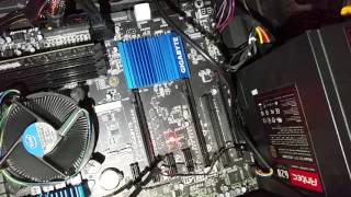 Gigabyte GAZ77XUD3H Motherboard Boot Loop [upl. by Adnar572]