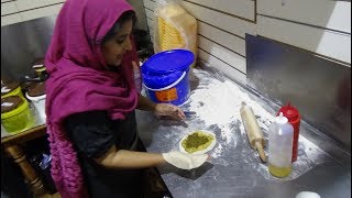 Fully Loaded Aloo amp Saag Paratha for £250  Indian  Pakistan Street Food by Tazza Spices Part 1 [upl. by Hterrag]