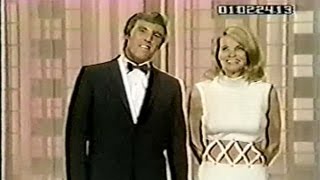 Hollywood Palace 713 Burt Bacharach amp Angie Dickinson cohosts Dusty Springfield Sam amp Dave [upl. by Enyrhtak432]