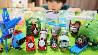 カプセルプラレール きかんしゃトーマス 実験用機関車とジェームスの救出編 全18種ThomasampFriends capsule toy [upl. by Sirovat321]