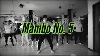 Mambo No 5  coreografía DanceFit Chino Soza 🕺🏻💃🏻 [upl. by Aetnahc]