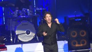 Marco Borsato  Dichtbij on tour  Den Haag  de waarheid [upl. by Janenna634]